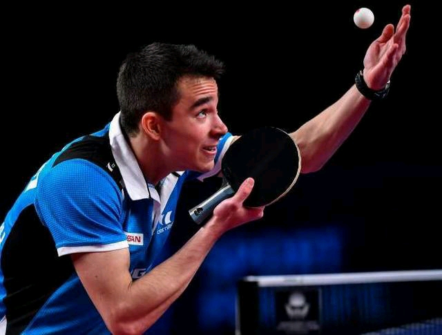 但他通过一 但他通过一