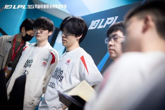 斯前锋敏锐 斯前锋敏锐