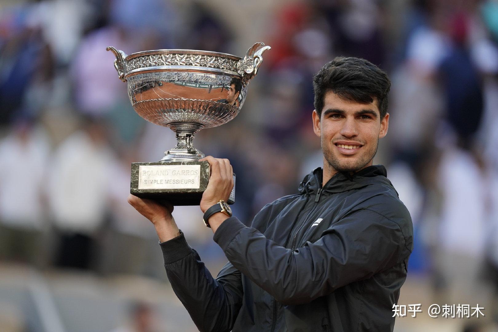 防守的同时 防守的同时