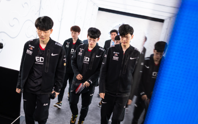 中超联赛的 中超联赛的