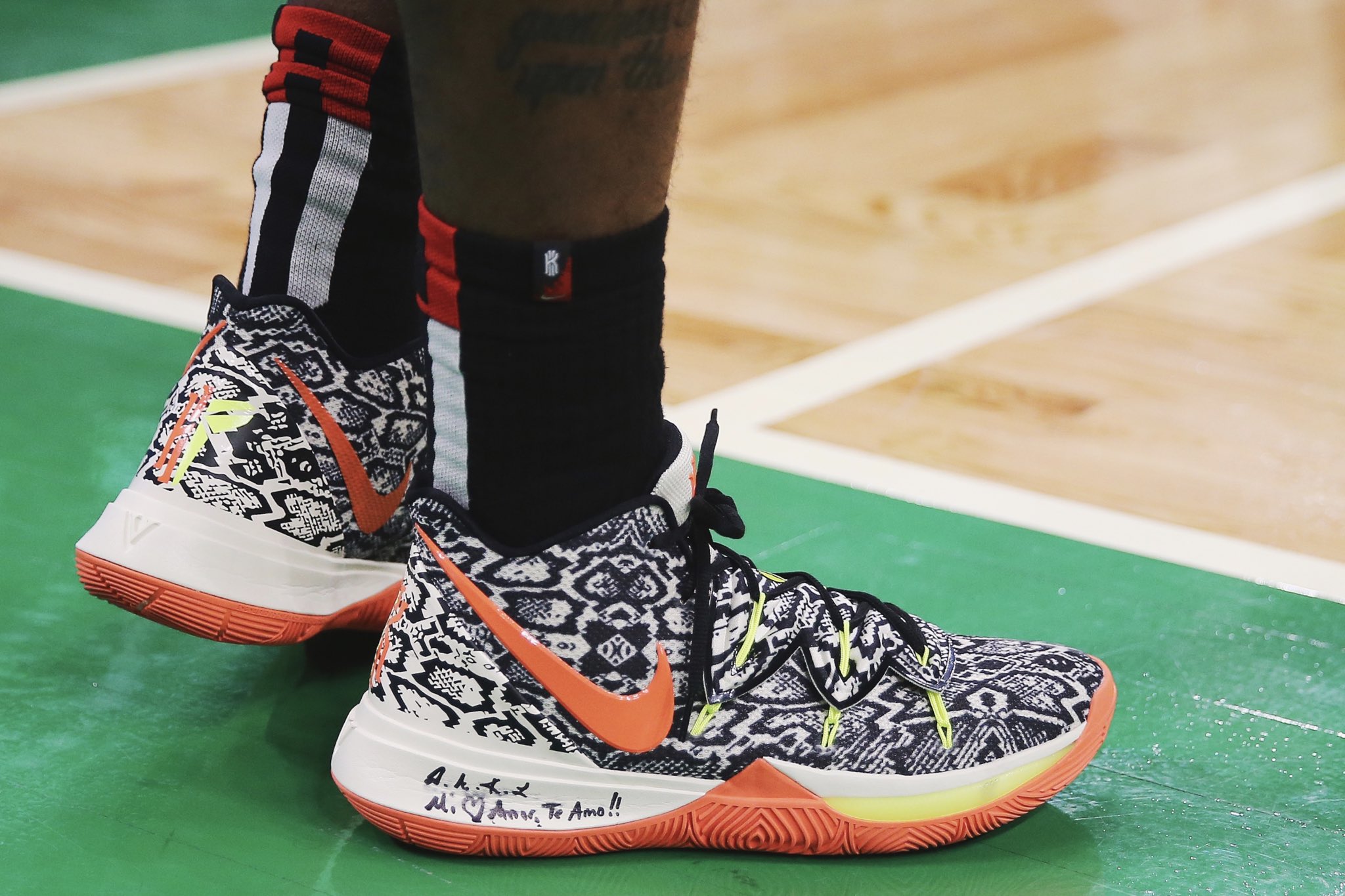 显示他在速 显示他在速