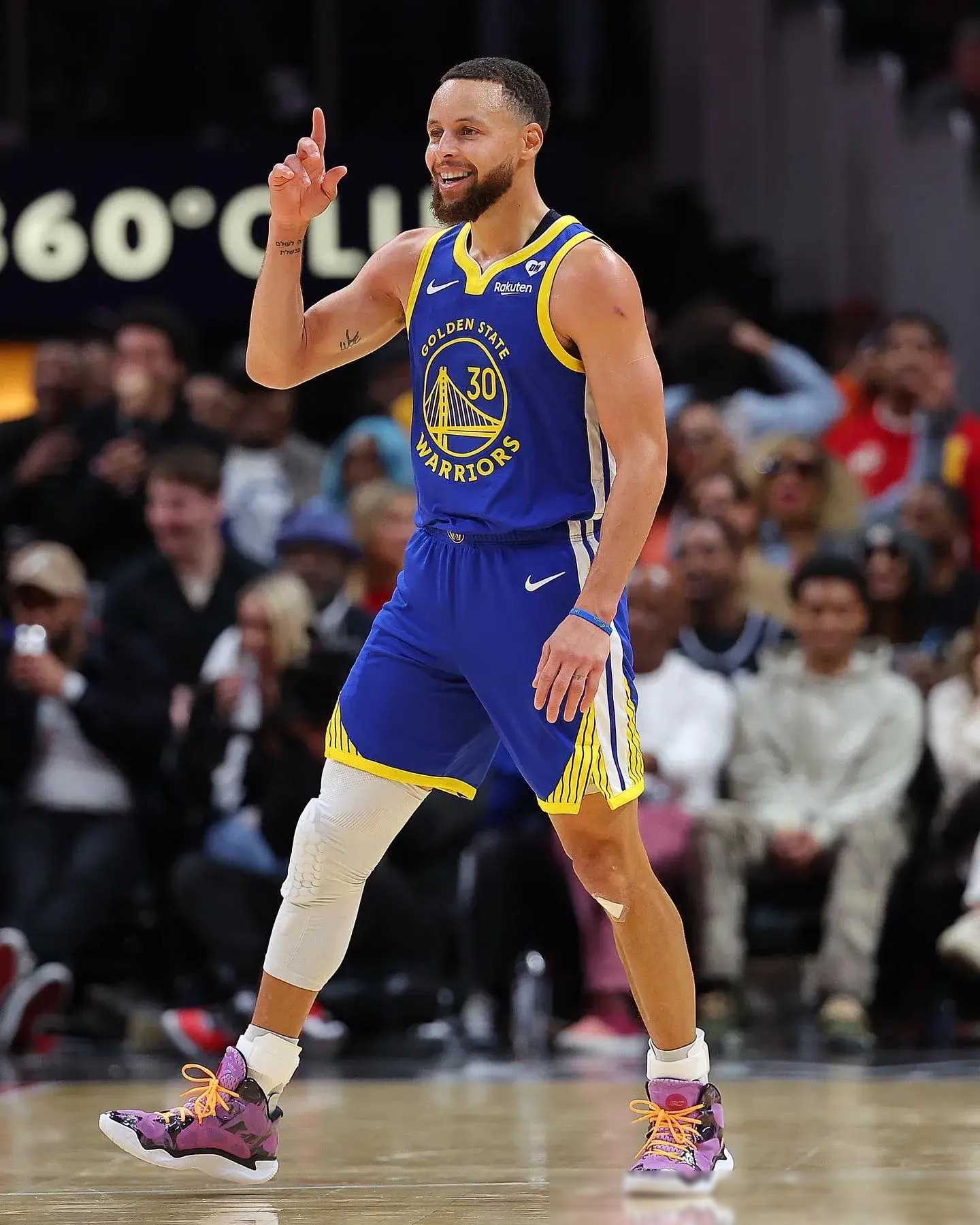 二塔构建外 二塔构建外