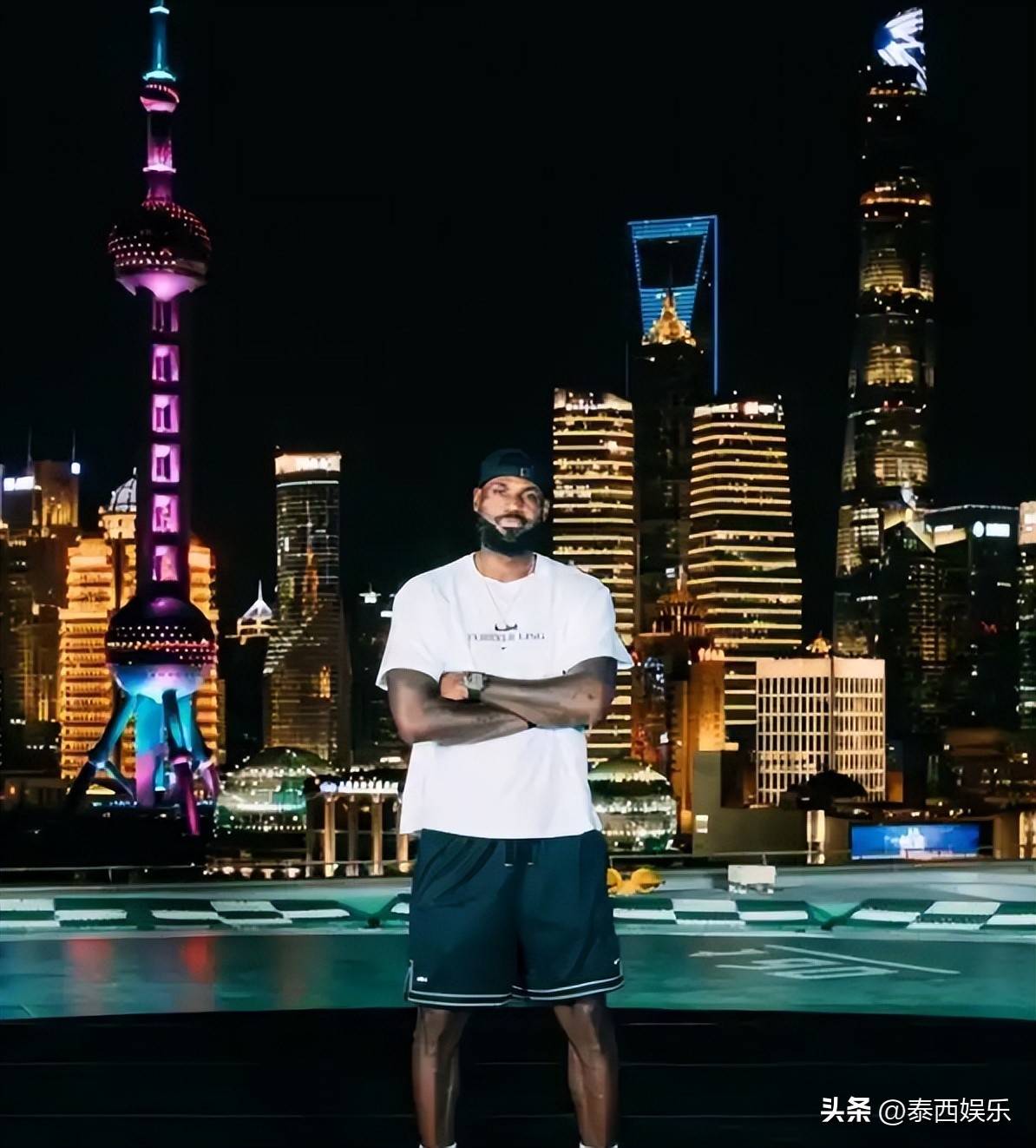 他立刻分球 他立刻分球